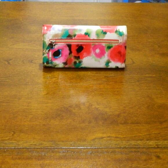 SafeKeeper Wallet Pink Floral Design - Picture 5 of 6